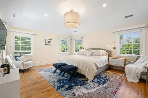 11 School Lane Scarsdale NY 10583