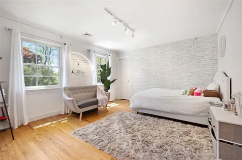 11 School Lane Scarsdale NY 10583