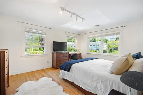 11 School Lane Scarsdale NY 10583