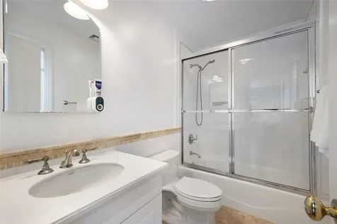 11 School Lane Scarsdale NY 10583