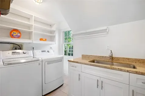 11 School Lane Scarsdale NY 10583