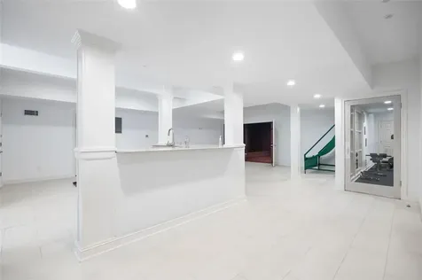 11 School Lane Scarsdale NY 10583
