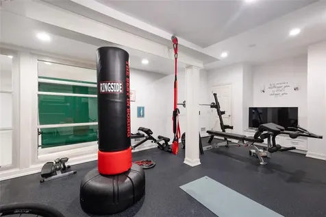 11 School Lane Scarsdale NY 10583