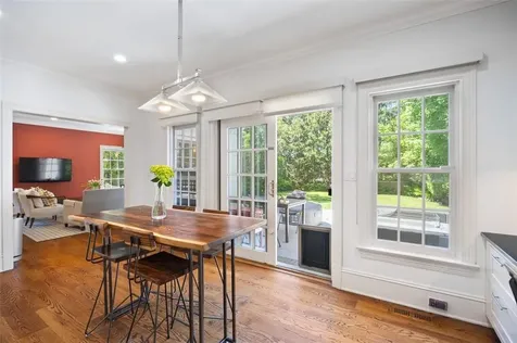 11 School Lane Scarsdale NY 10583