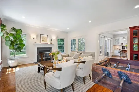 11 School Lane Scarsdale NY 10583