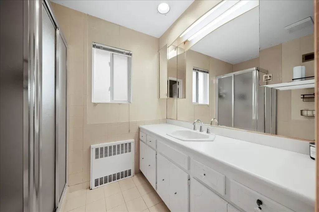 22 Elaine Drive Oceanside NY 11572