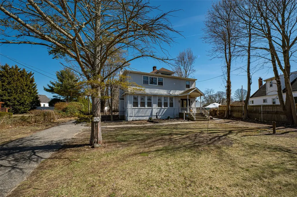 63 Udall Road West Islip NY 11795
