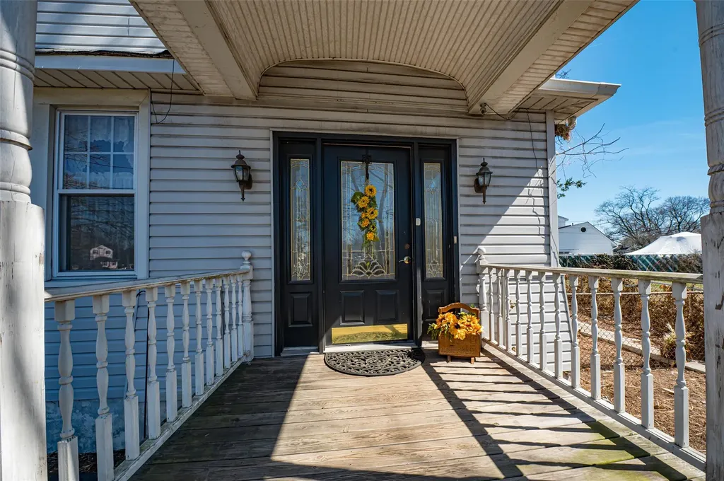 63 Udall Road West Islip NY 11795