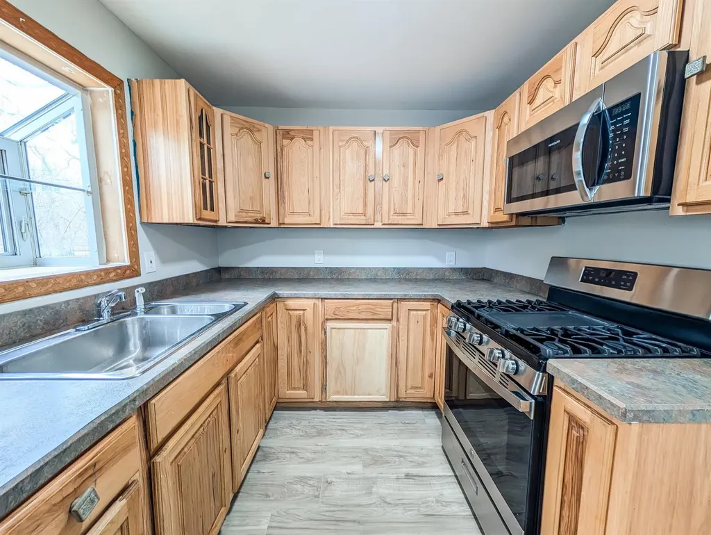 5 Vine Road Mastic Beach NY 11951