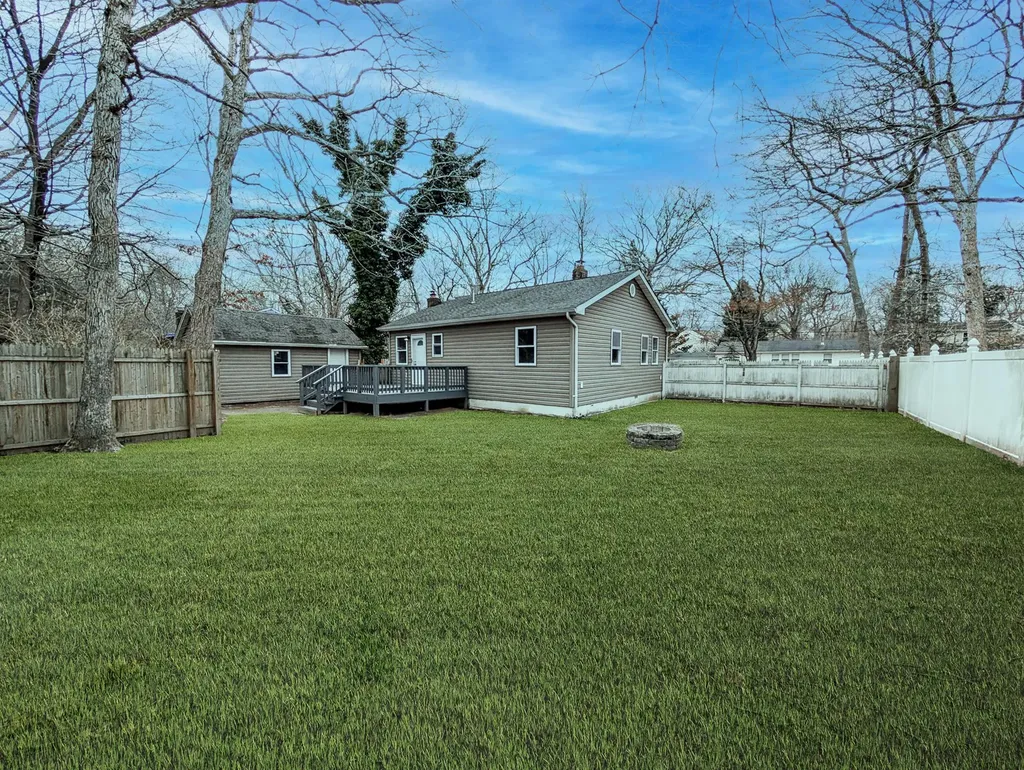 5 Vine Road Mastic Beach NY 11951