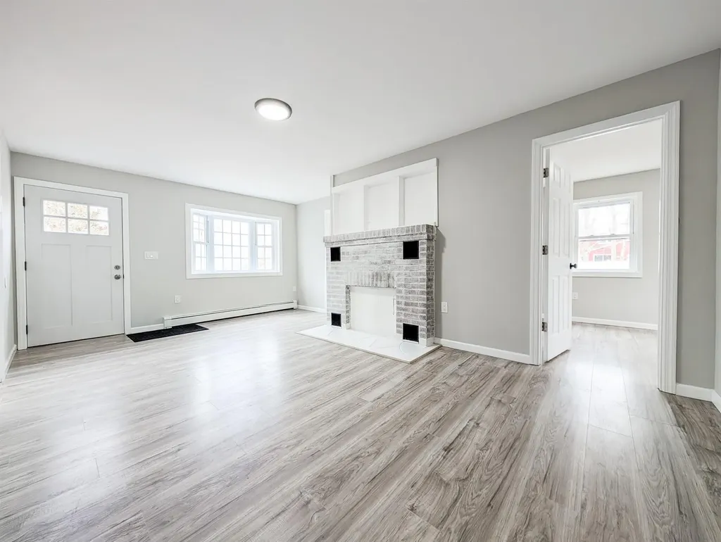5 Vine Road Mastic Beach NY 11951