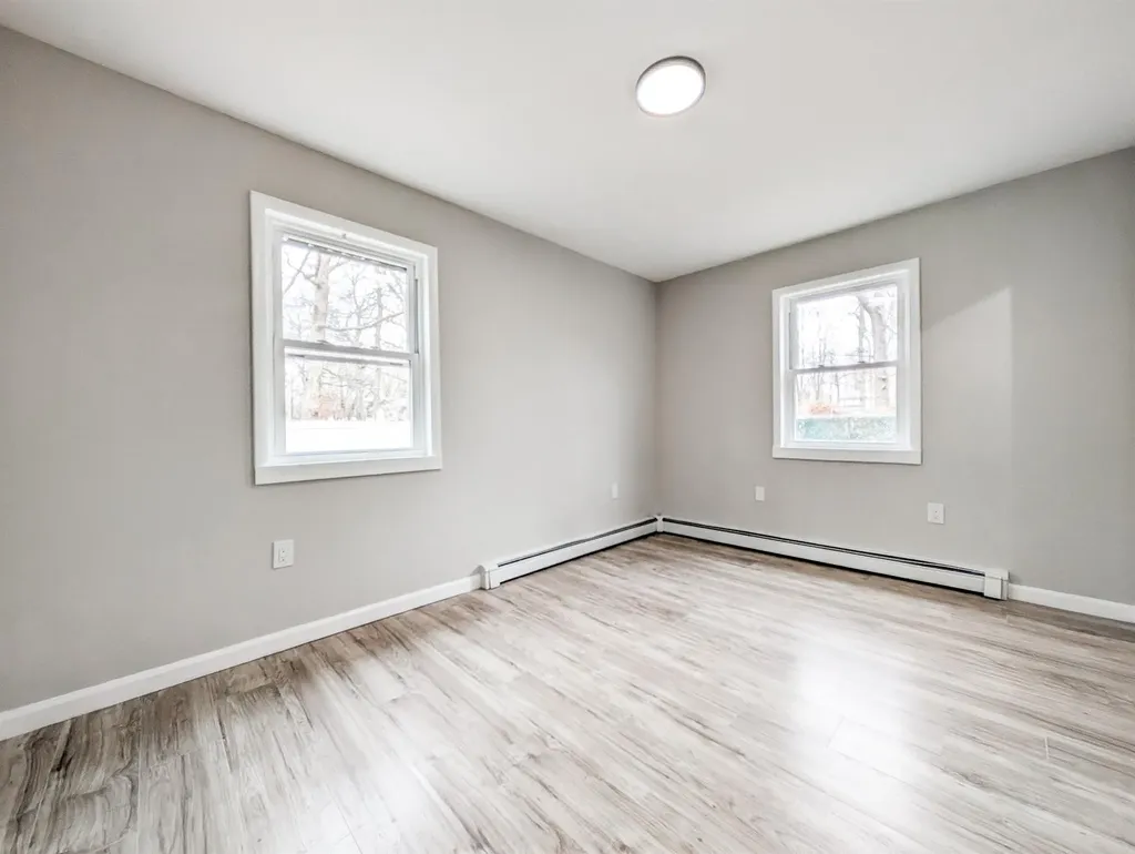 5 Vine Road Mastic Beach NY 11951