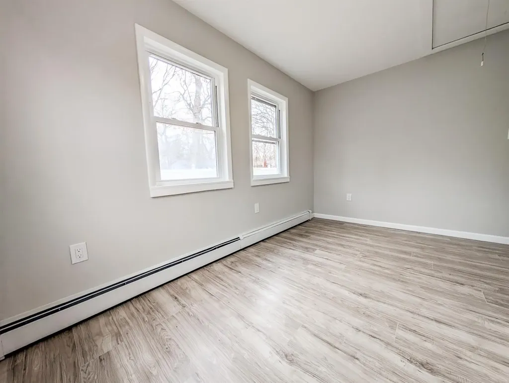 5 Vine Road Mastic Beach NY 11951