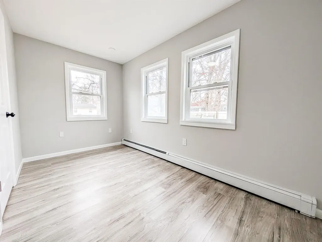 5 Vine Road Mastic Beach NY 11951