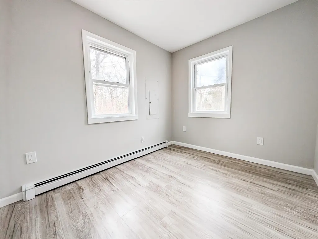 5 Vine Road Mastic Beach NY 11951