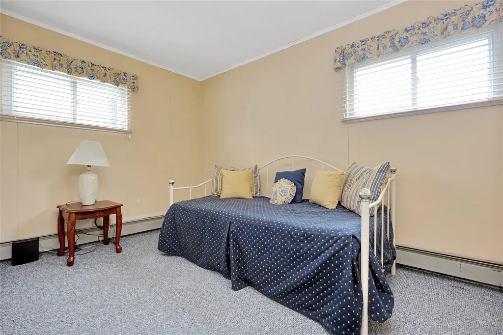 80 Tardy Lane N Wantagh NY 11793