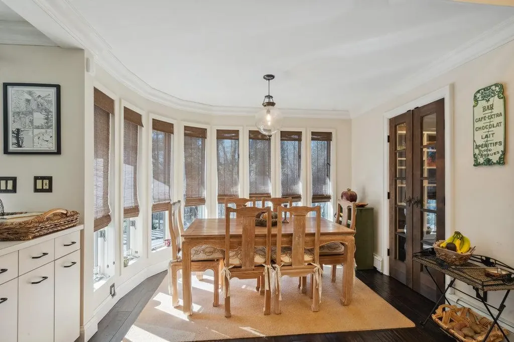 67 Randolph Drive Dix Hills NY 11746