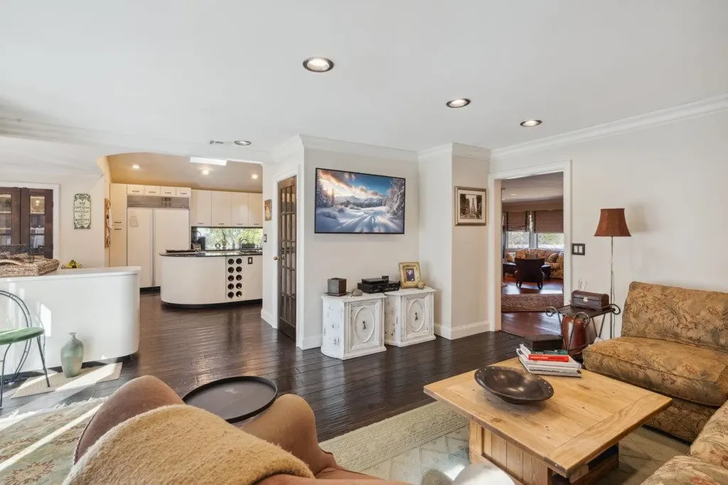 67 Randolph Drive Dix Hills NY 11746