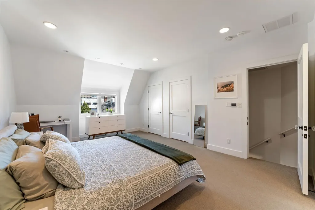11 Bolton Gardens Bronxville NY 10708