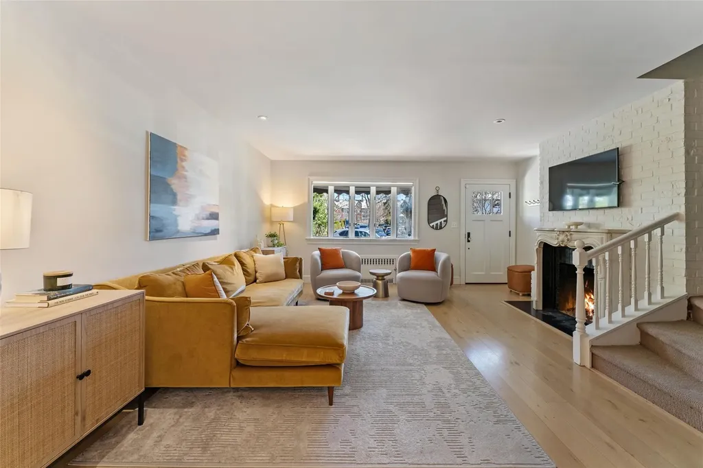 11 Bolton Gardens Bronxville NY 10708