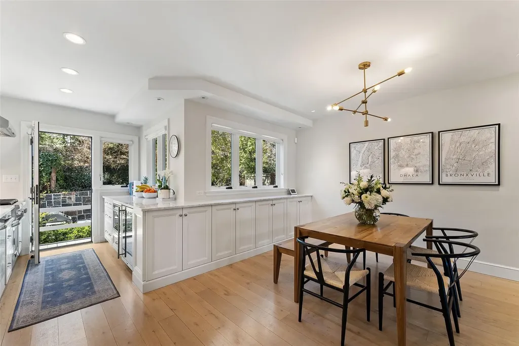 11 Bolton Gardens Bronxville NY 10708