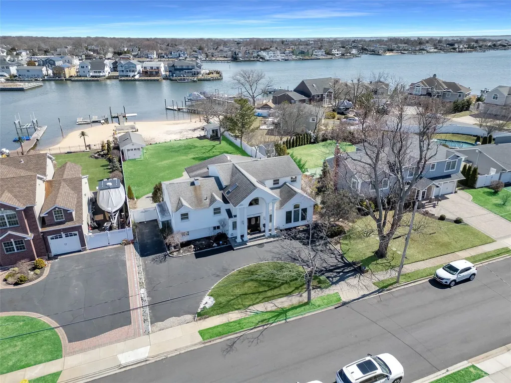 169 Ocean Avenue Massapequa NY 11758