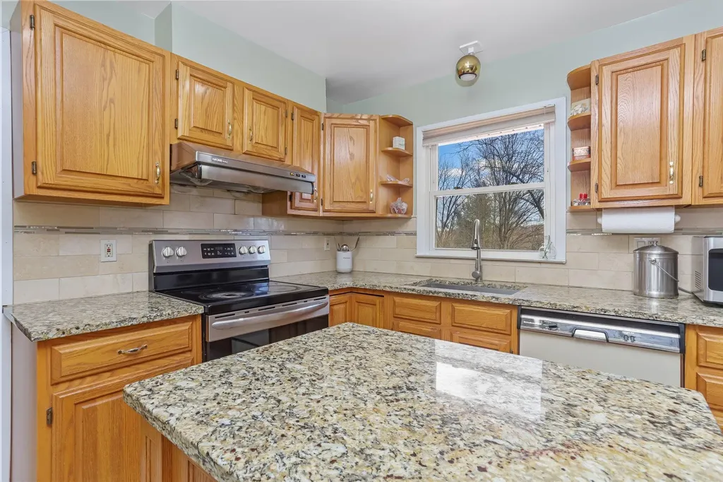 5 Boniello Drive Mahopac NY 10541