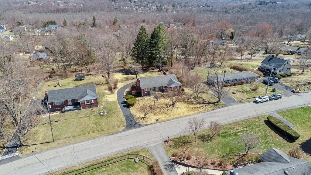 5 Boniello Drive Mahopac NY 10541