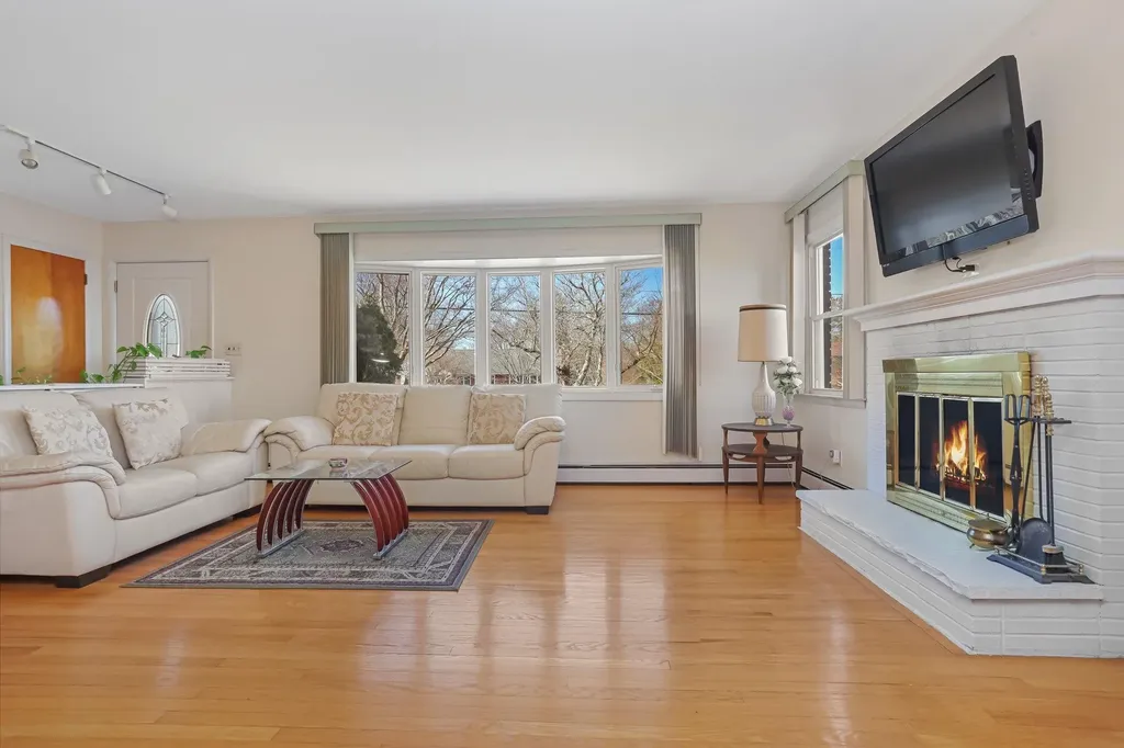 5 Boniello Drive Mahopac NY 10541