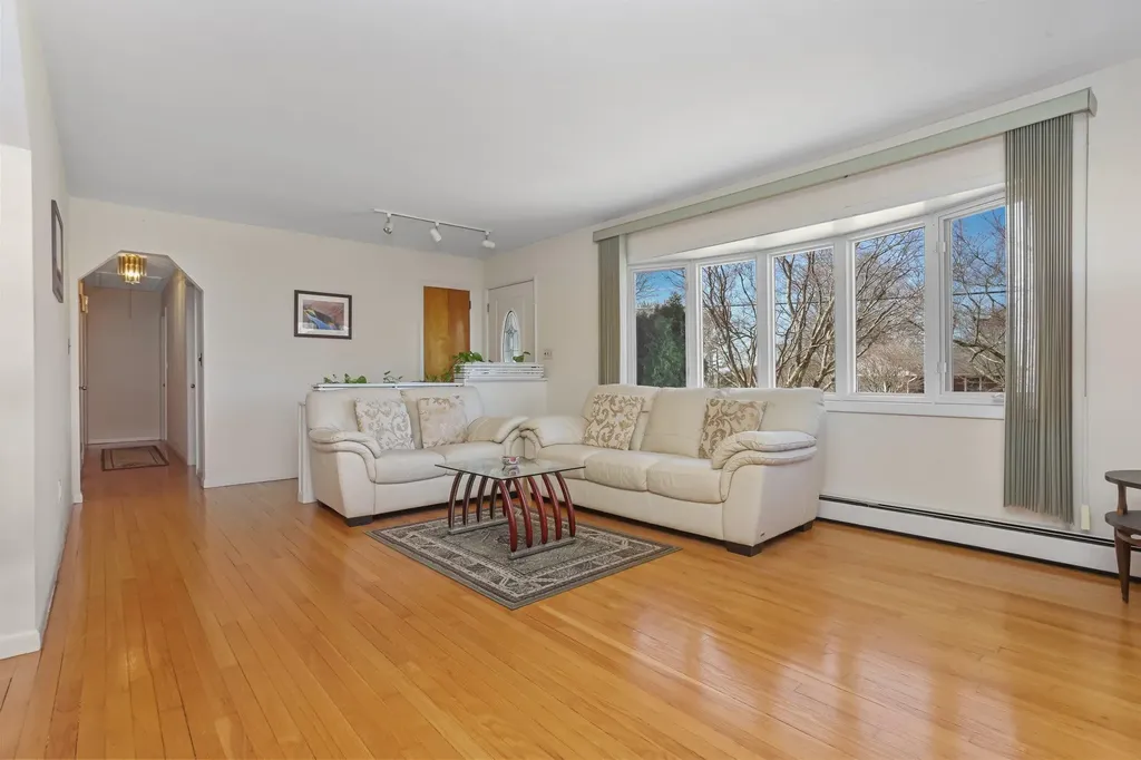5 Boniello Drive Mahopac NY 10541
