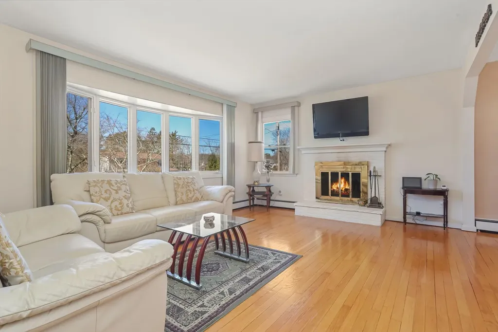5 Boniello Drive Mahopac NY 10541