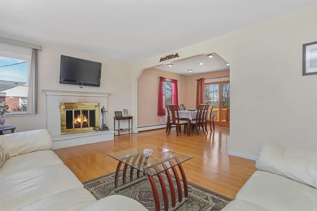 5 Boniello Drive Mahopac NY 10541
