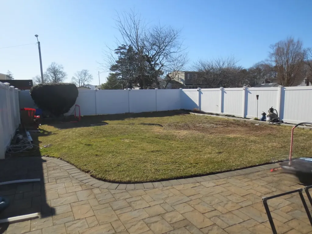 421 17th Street West Babylon NY 11704