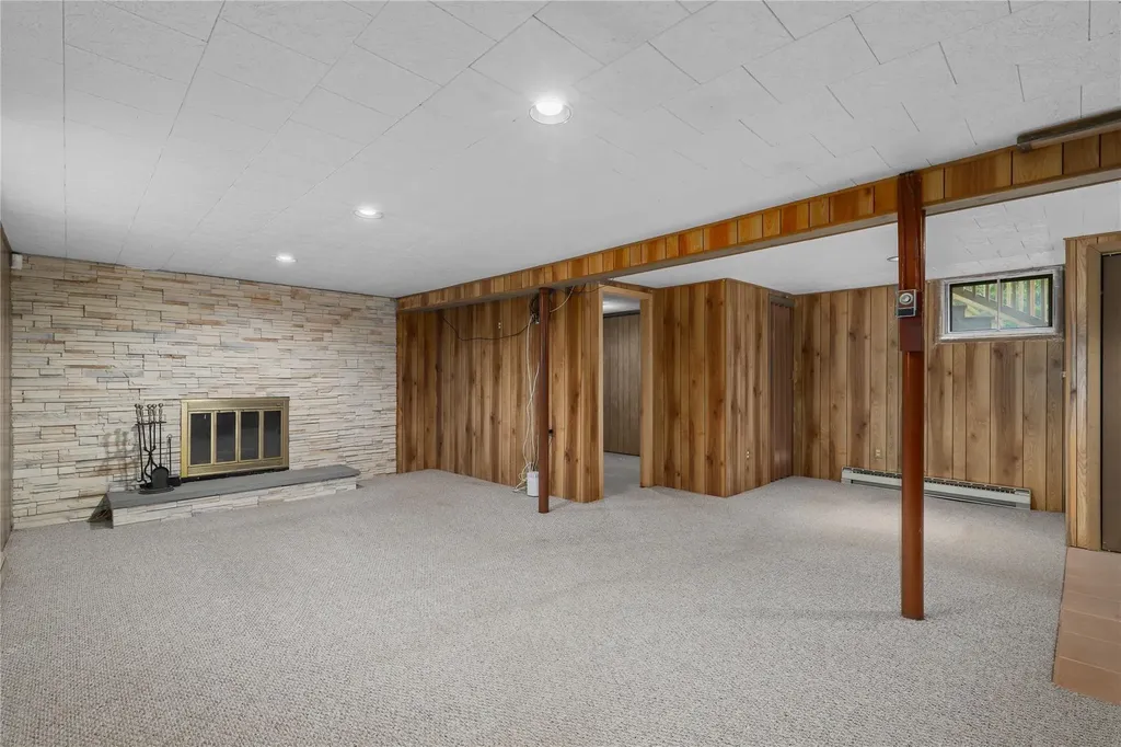 24 Rick Lane Mahopac NY 10541