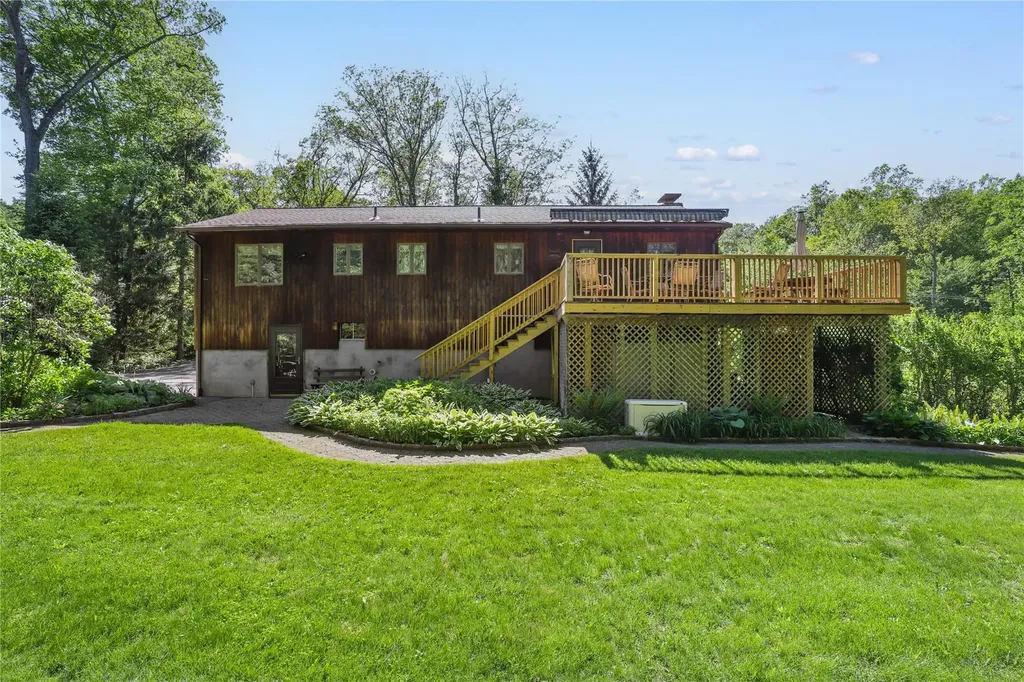 24 Rick Lane Mahopac NY 10541