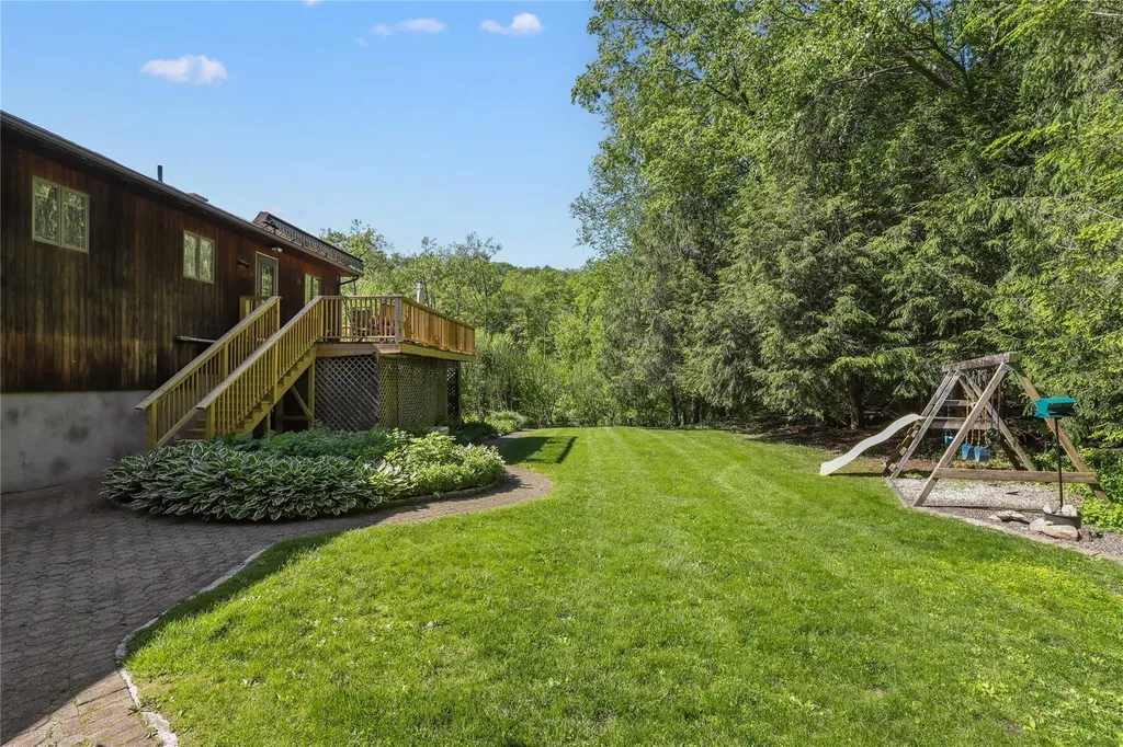 24 Rick Lane Mahopac NY 10541