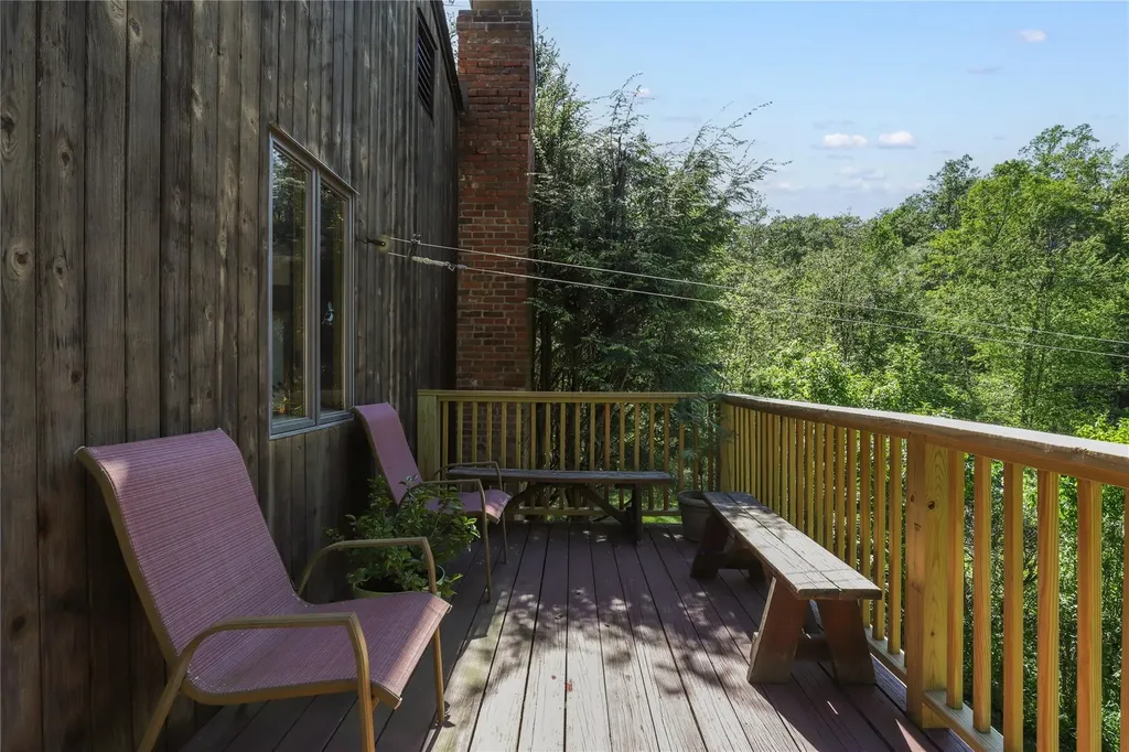 24 Rick Lane Mahopac NY 10541