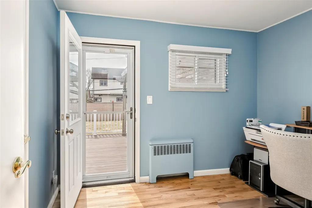 21 William Road Massapequa NY 11758