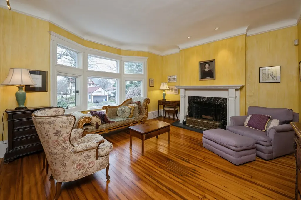 10 Hillcrest Avenue Yonkers NY 10705
