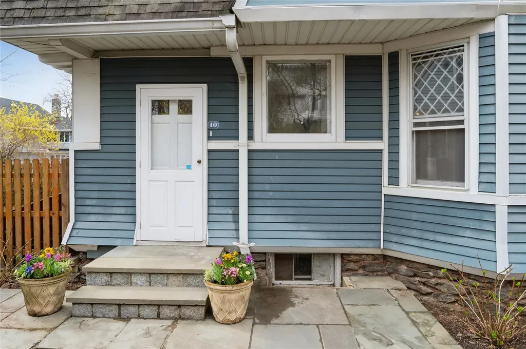 10 Hillcrest Avenue Yonkers NY 10705