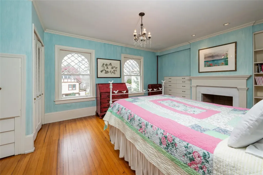 10 Hillcrest Avenue Yonkers NY 10705