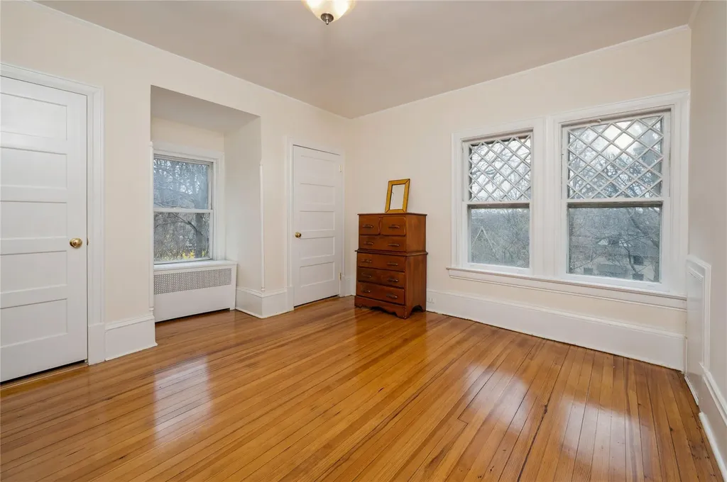10 Hillcrest Avenue Yonkers NY 10705