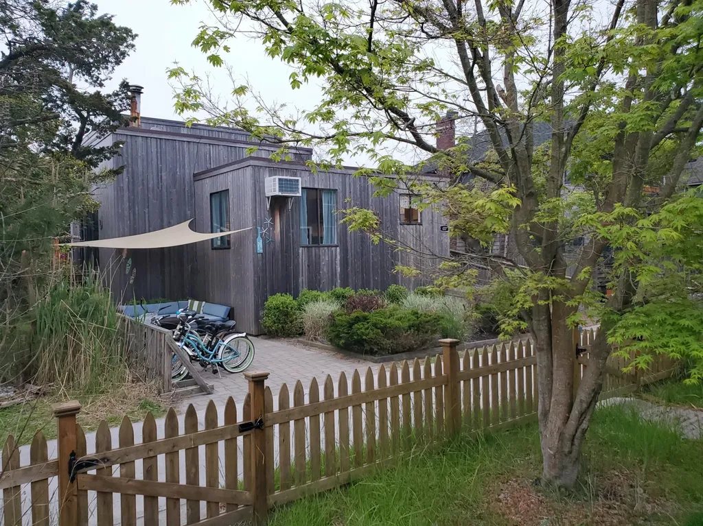437 Dehnhoff Walk Ocean Beach NY 11770