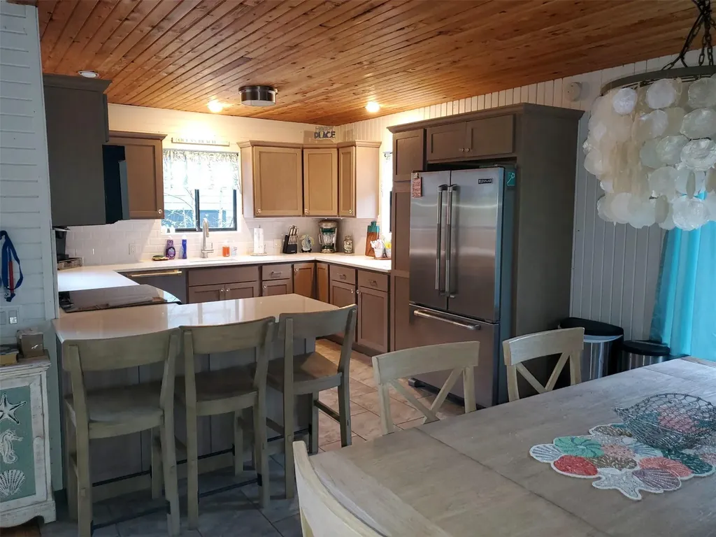 437 Dehnhoff Walk Ocean Beach NY 11770
