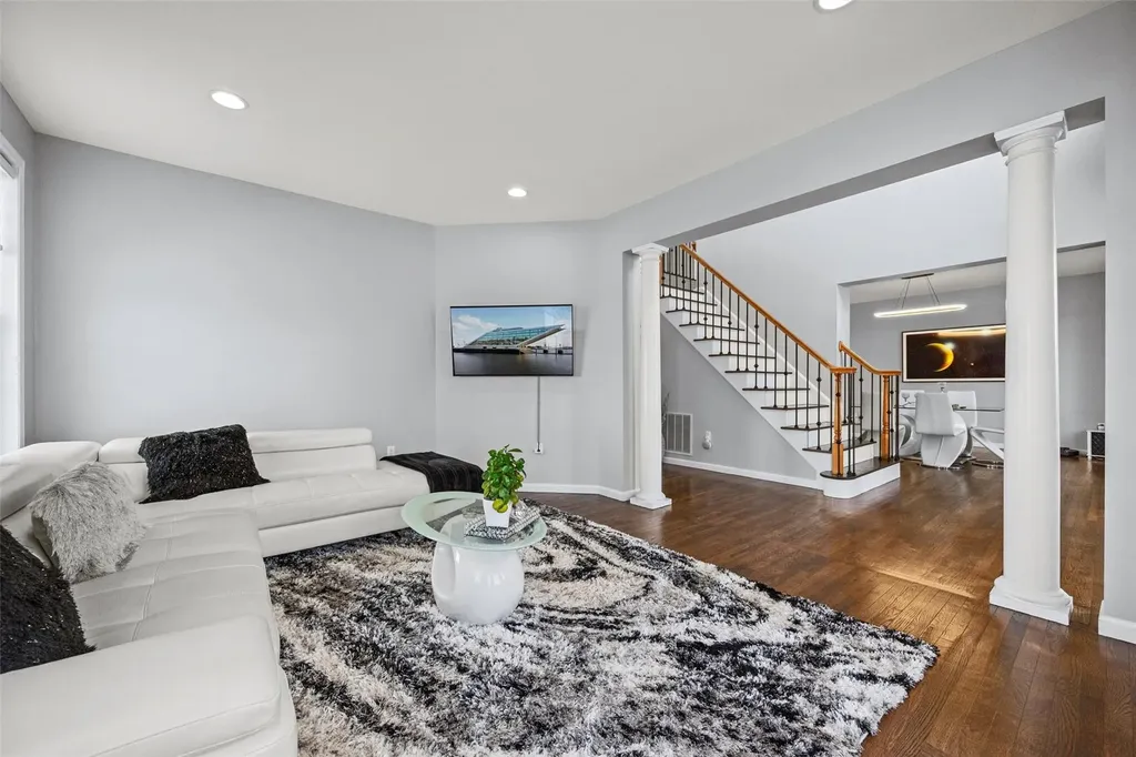 6 Augusta Court Monroe NY 10950