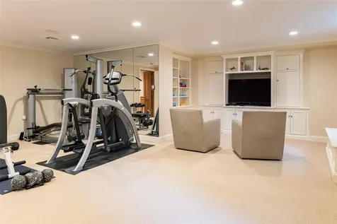 2 Parsonage Point Place Rye NY 10580