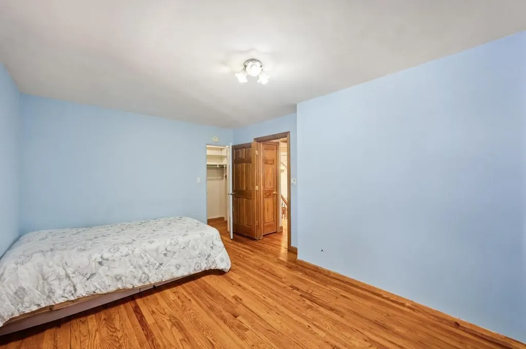 1040 Rosedale Road Valley Stream NY 11581
