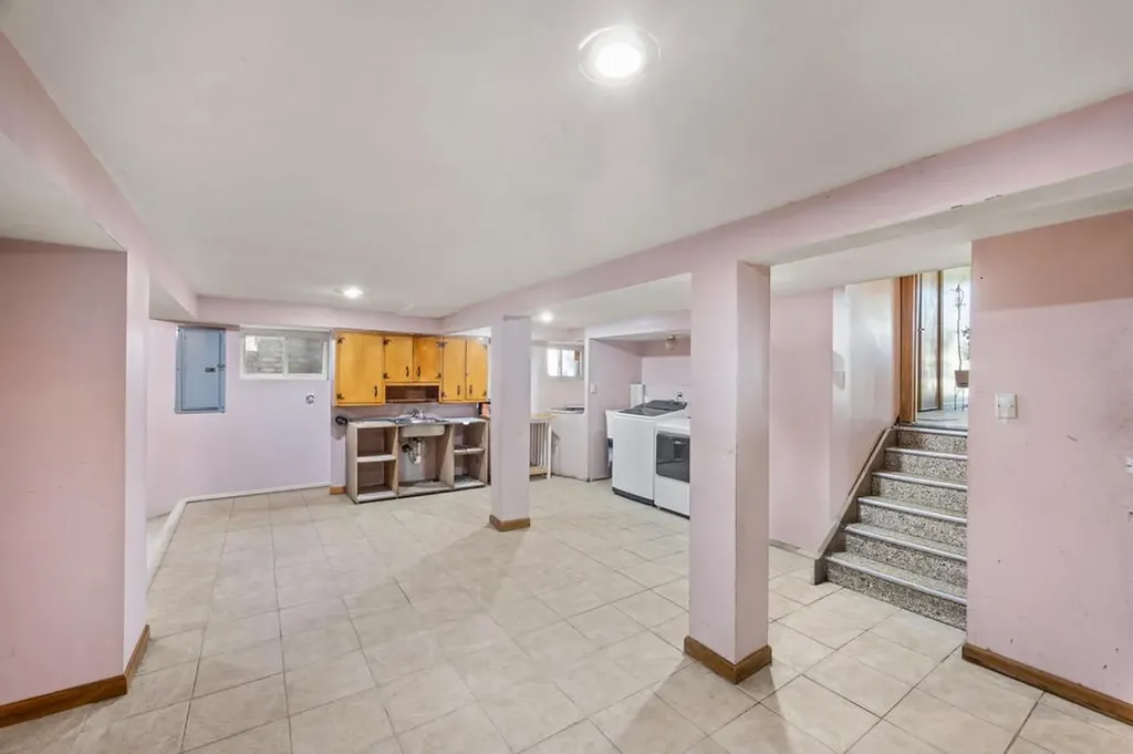 1040 Rosedale Road Valley Stream NY 11581