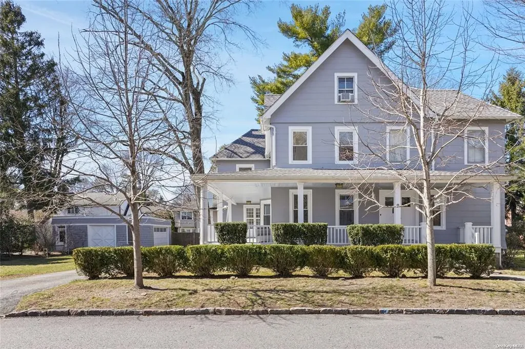 9 Dobbs Terrace Scarsdale NY 10583