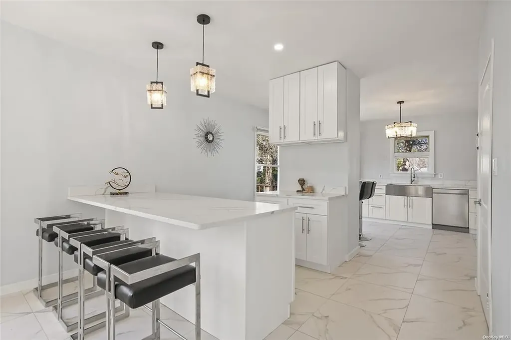9 Dobbs Terrace Scarsdale NY 10583